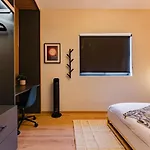 Roma Splendor Spacious Family Haven